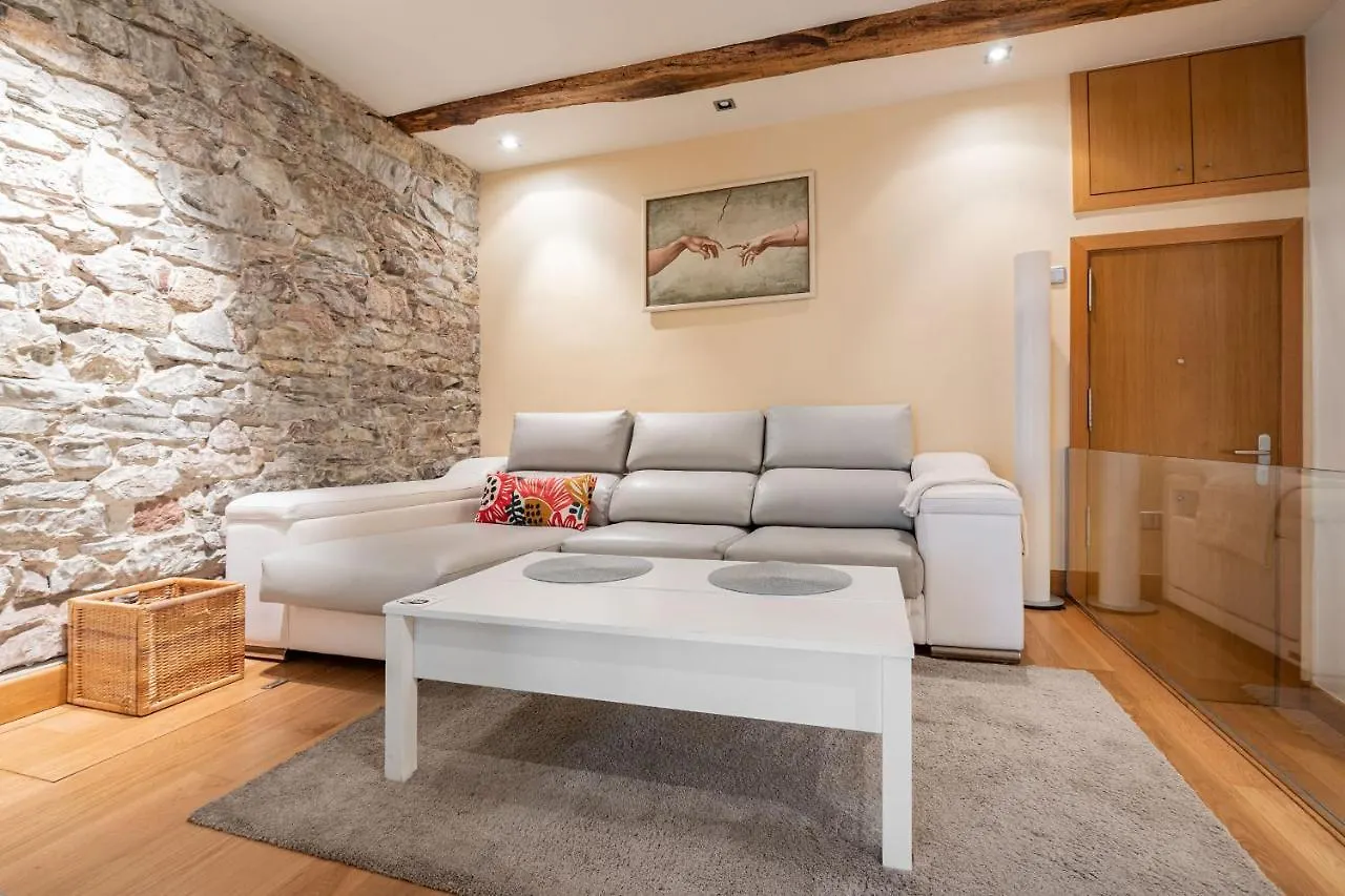 Smart Urban By People Rentals San Sebastián 0*,  İspanya